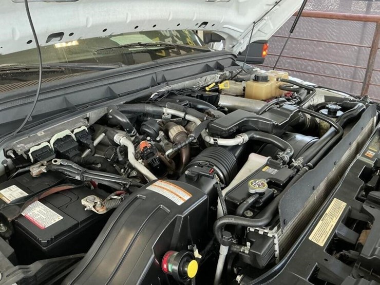 2011-ford-f550-image-14