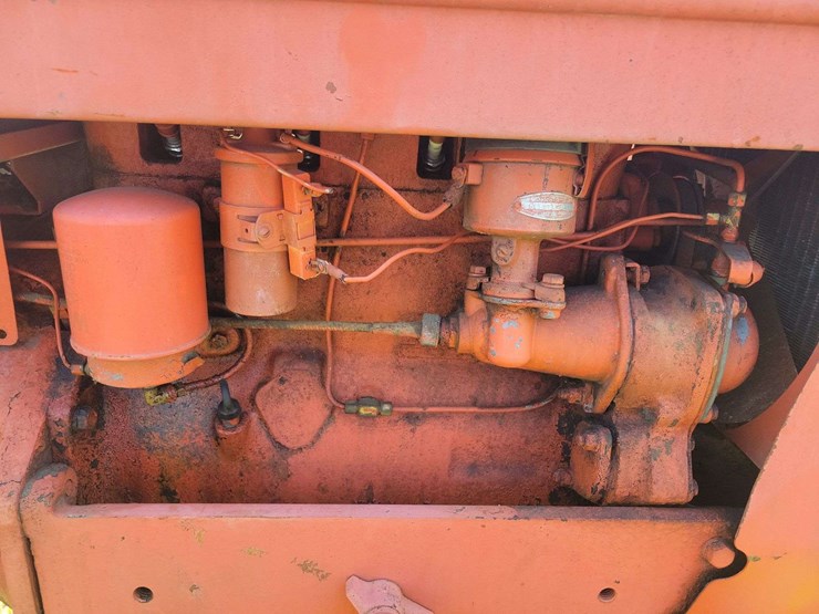 1957-allis-chalmers-d14-image-11