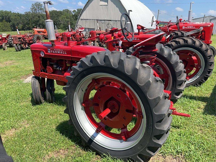 1953-farmall-super-h-image-5