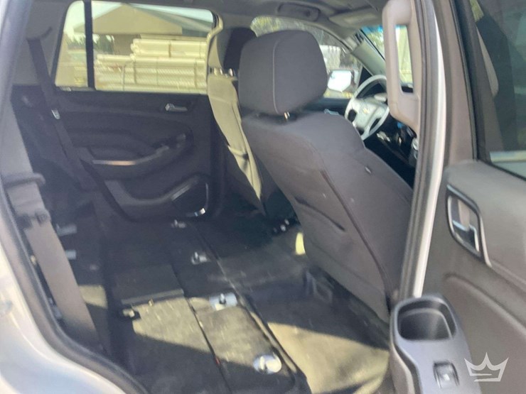 2019-chevrolet-tahoe-image-21