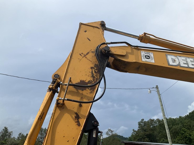2004-deere-160c-lc-image-49