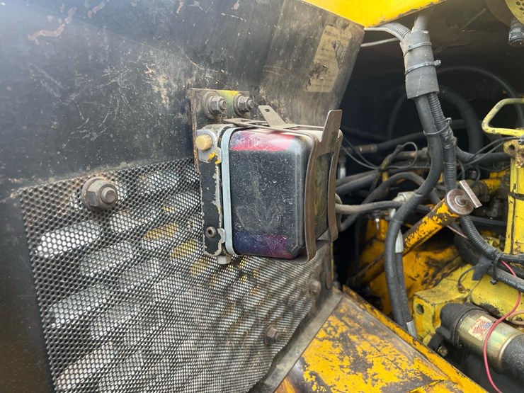 john-deere-440c-image-42