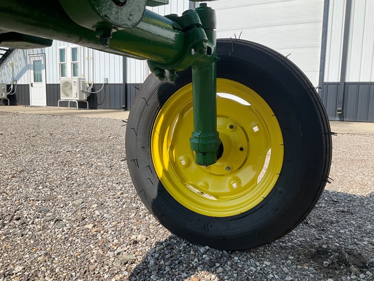 1956-john-deere-420-image-12
