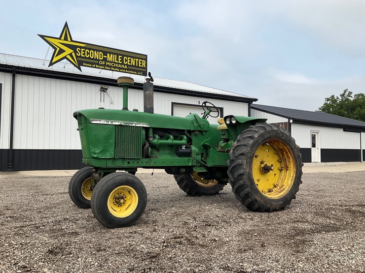 1961-john-deere-4010-image-1