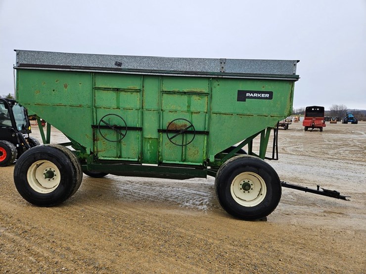 #109-•-parker-gravity-wagon-&-gear-image-6