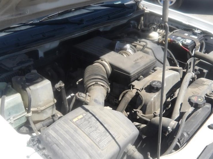 2011-chevrolet-colorado-image-9