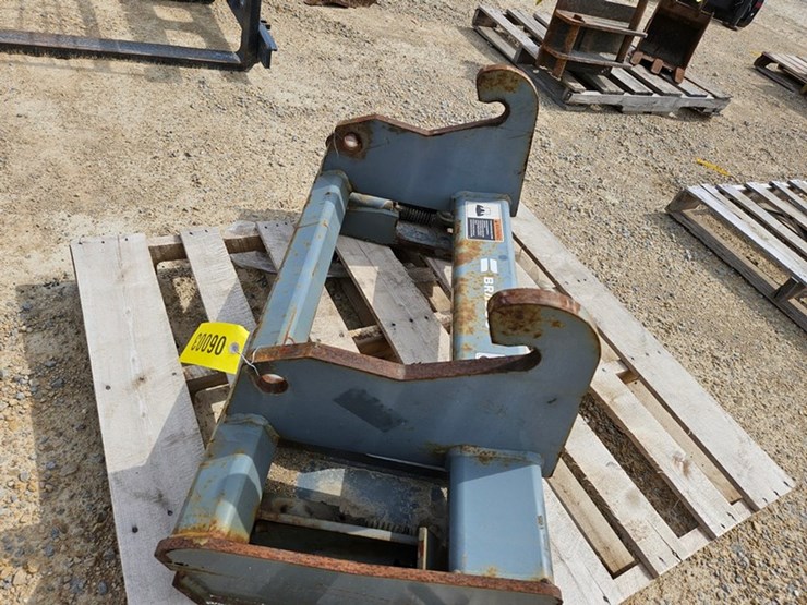 #47-•-2011-wacker-bradco-179086-adaptor-plate-image-7
