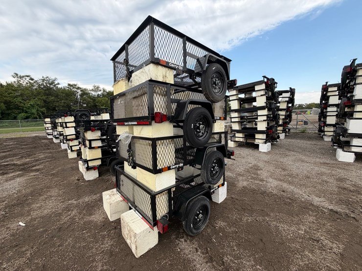 qty-of-(4)-2027-carry-on-trailers-z5x8gw2k-image-1