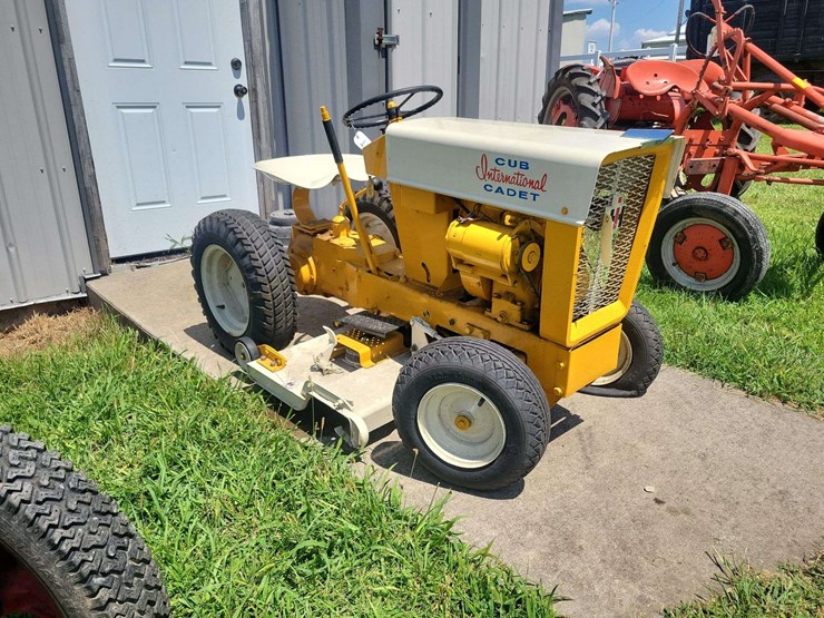 1962-cub-cadet-mower-image-7