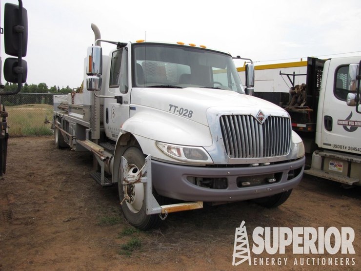 2015-international-durastar-4300-image-2