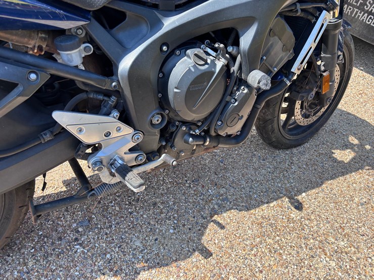 #1859-•-2009-yamaha-fz6-|-for-parts/repairs-image-3