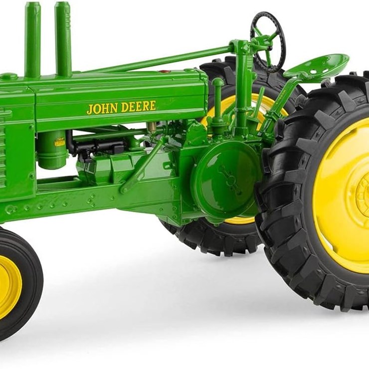 #4908 • John Deere Early Styled A Tractor 1/16 Scale Metal Replica