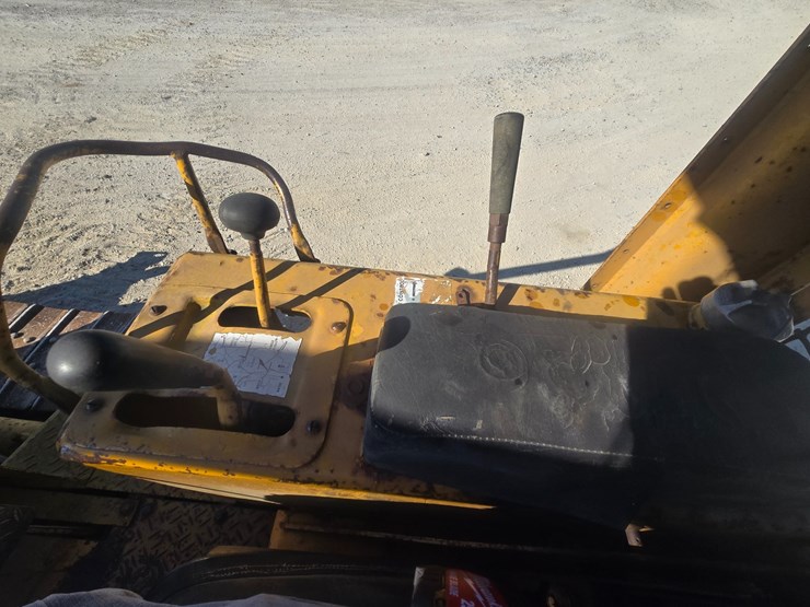 caterpillar-d3-image-34