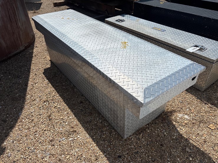 #1644-•-toolbox-for-truck-image-2