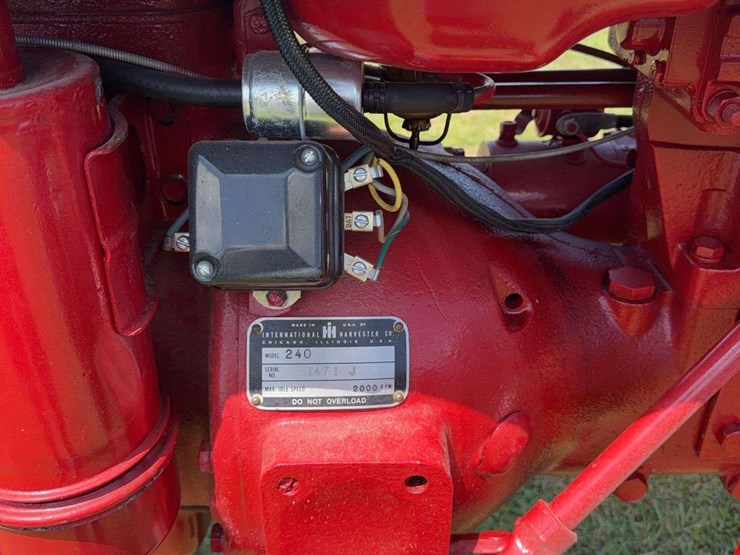 1958-farmall-240-image-15