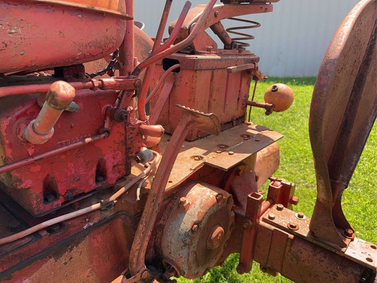 1953-farmall-super-md-image-14