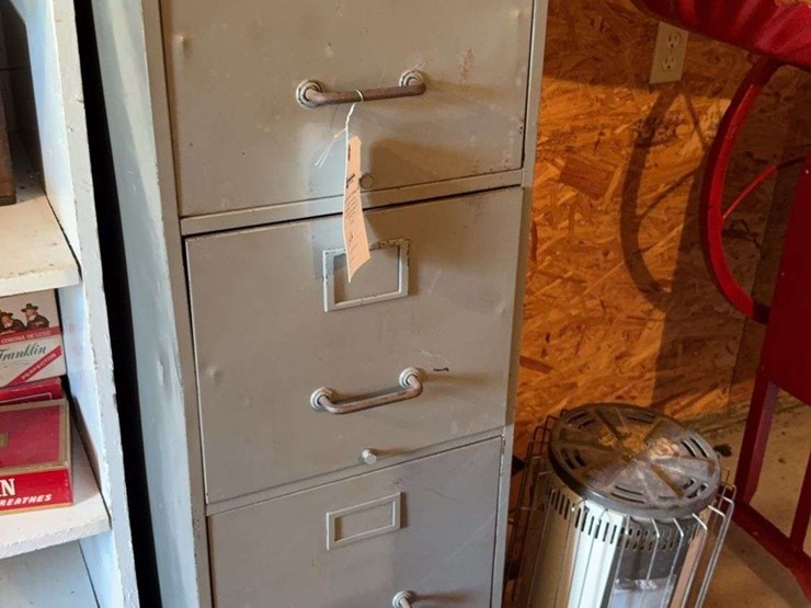 file-cabinet-and-heater-image-3