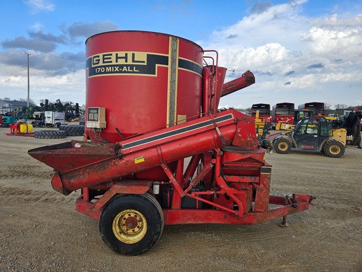gehl-170-image-7