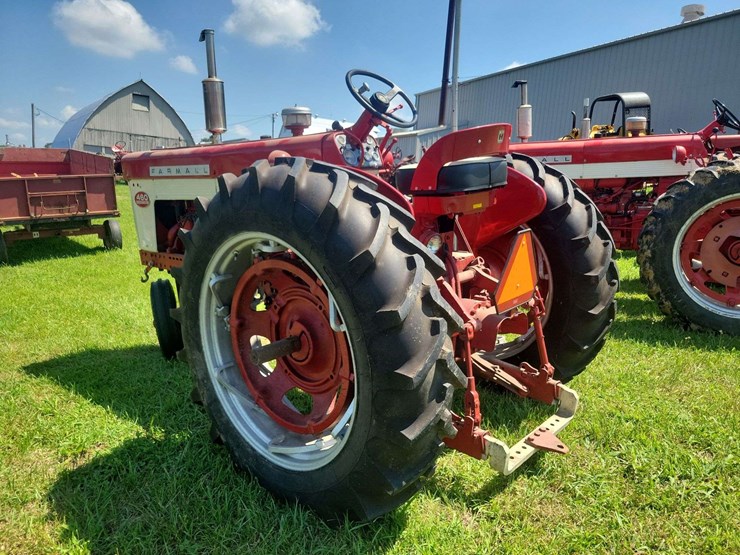 farmall-460-image-5