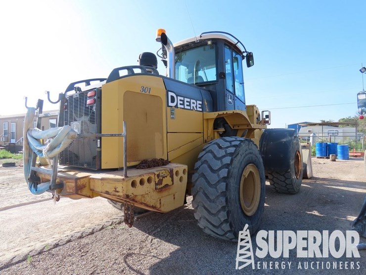 2010-deere-644k-image-4