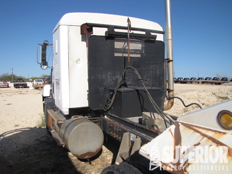 1993-mack-ch613-image-4