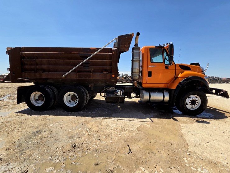2009-international-workstar-7600-image-4