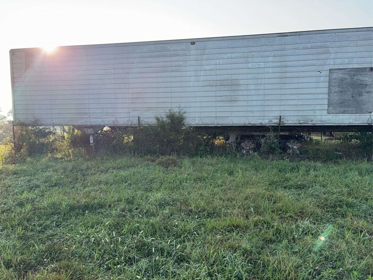 fruehauf-trailer-image-2