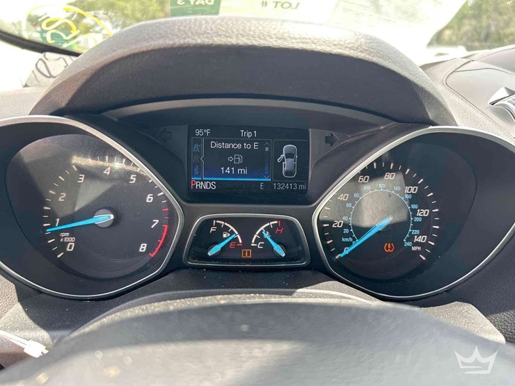 2015-ford-escape-image-16