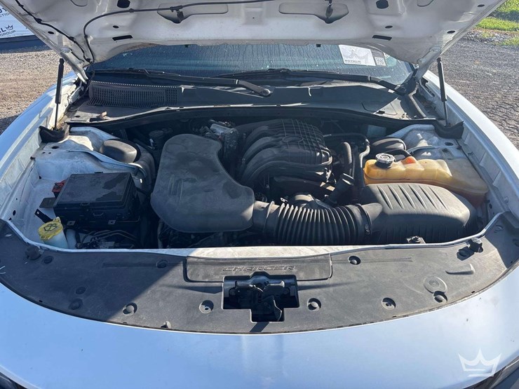 2018-dodge-charger-sedan-image-9