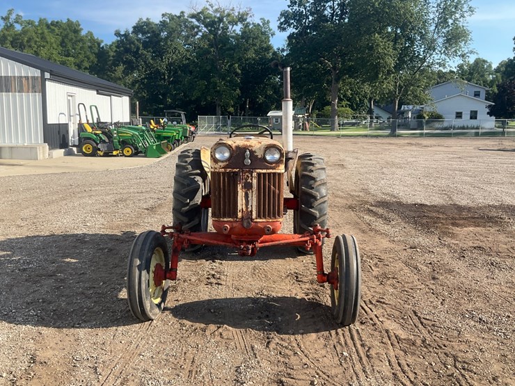 #6068-•-1958-case-211-b-tractor-image-8