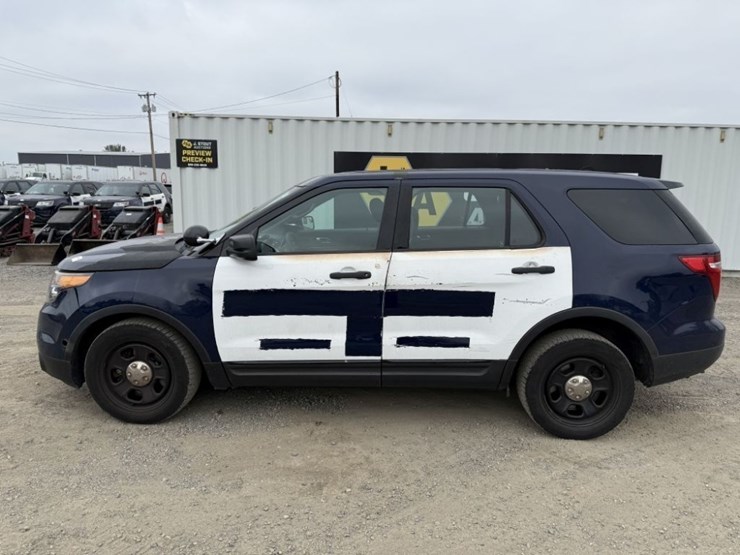 2015-ford-explorer-image-7