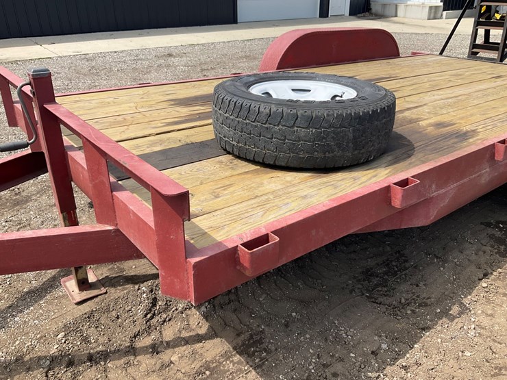 2003-utility-flatbed-image-12