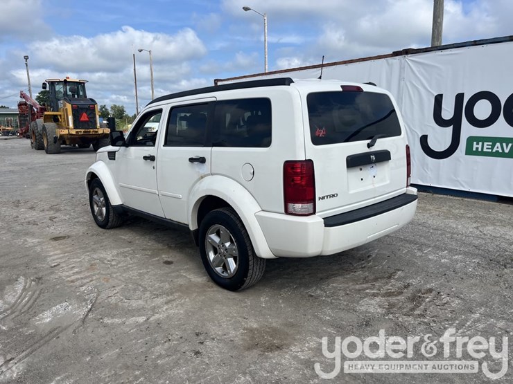 2006-dodge-nitro-image-4