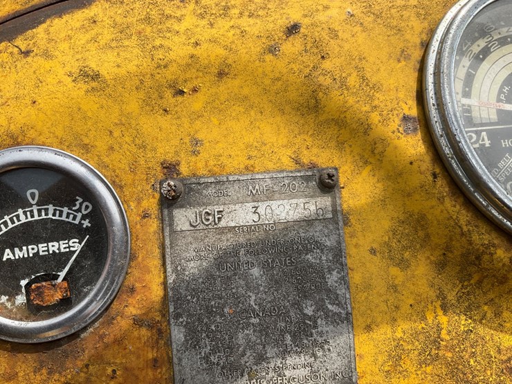 1954-massey-ferguson-202-image-16