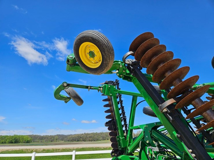 john-deere-2623vt-image-58