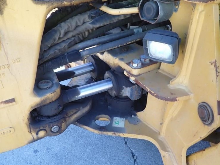 2008-caterpillar-430e-image-19