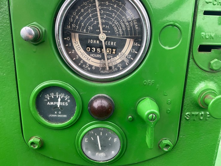 1955-john-deere-70-image-27