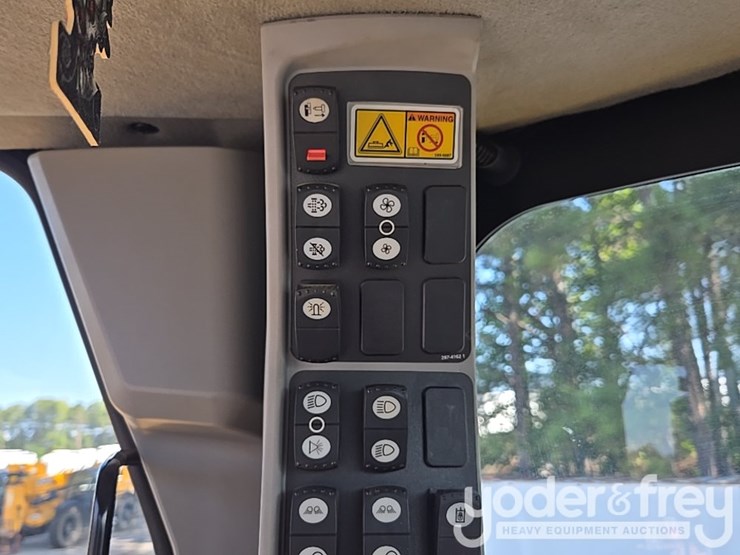 2019-caterpillar-140m3-image-67