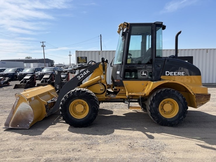2018-deere-324k-image-7