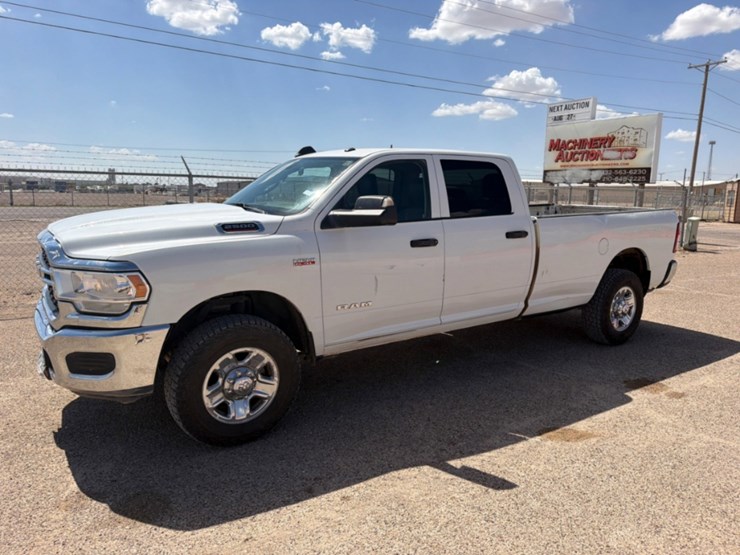 2019-dodge-ram-2500-image-1