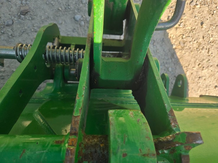 2024-john-deere-5075e-image-71