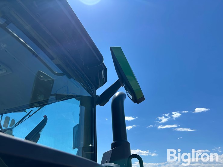 2024-john-deere-8r-310-image-12