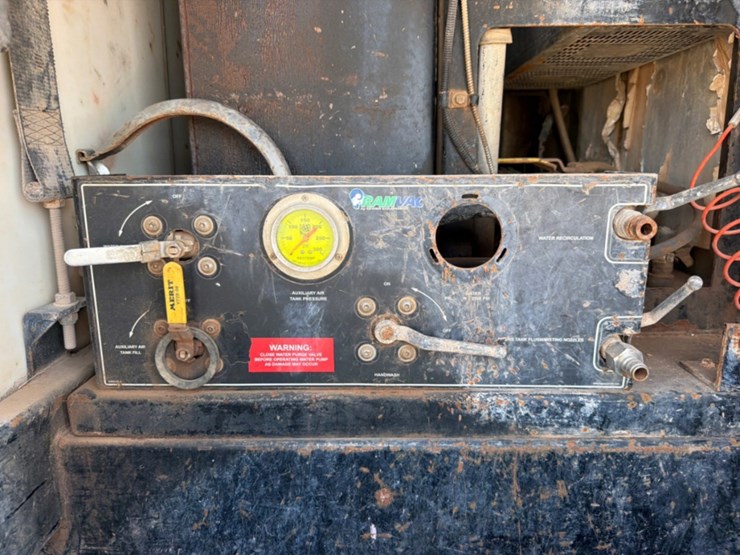 2019-kenworth-t880-image-5