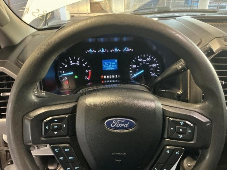 2019-ford-f350-image-16