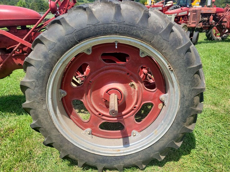 1954-farmall-super-c-image-13