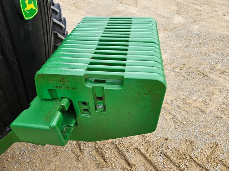 2013-john-deere-8335r-image-24