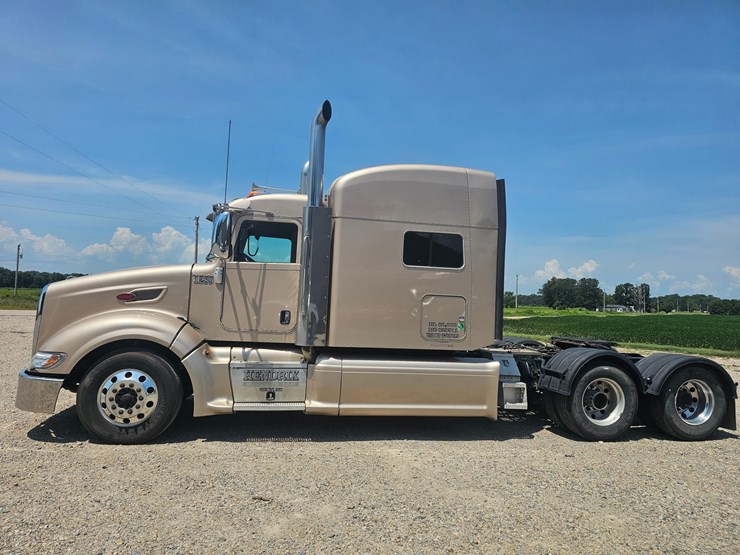 2015-peterbilt-386-image-6