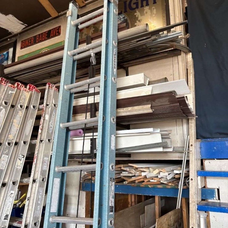 Werner extension ladder, 20 ft.