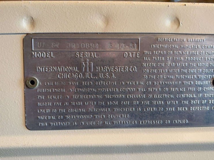 international-harvester-ua-87-refrigerator-image-5