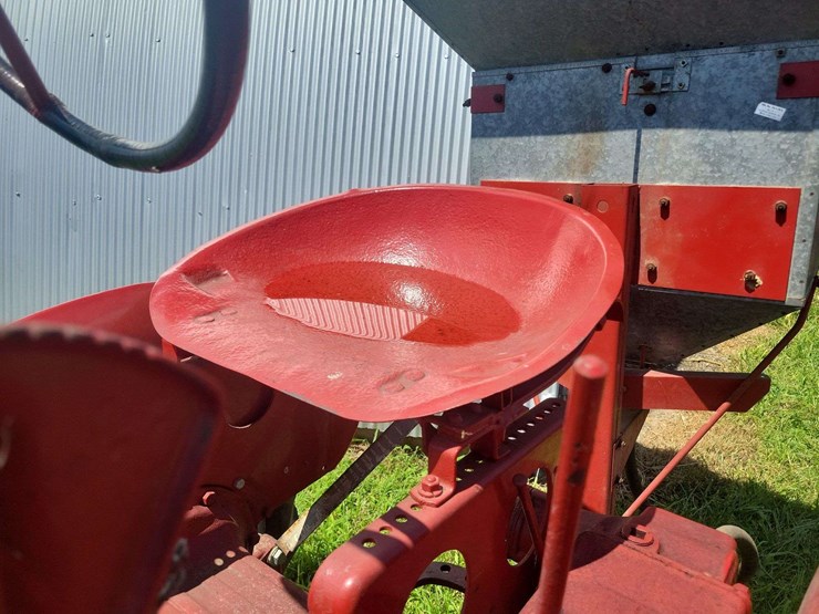 1941-farmall-a-image-16
